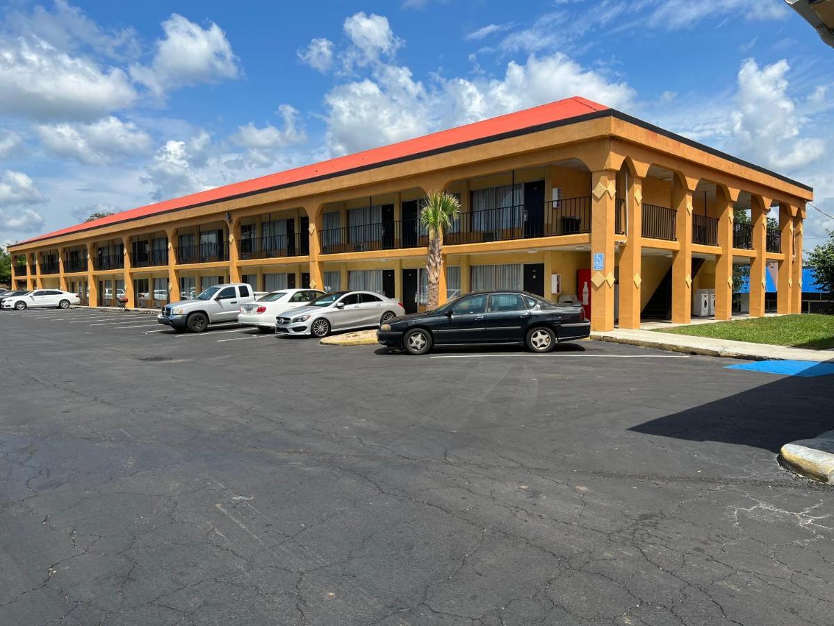 Country Hearth Inn & Suites Cartersville Esterno foto