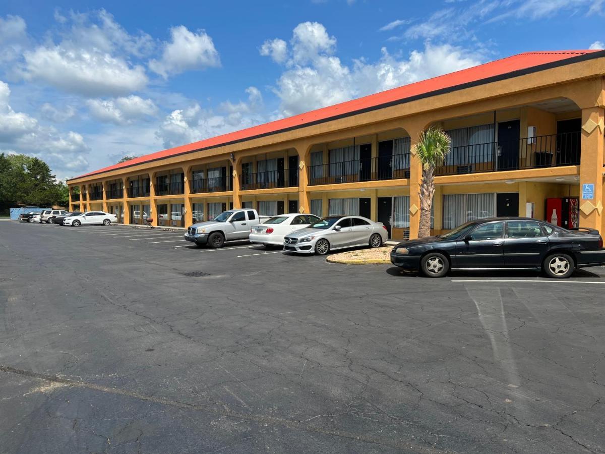 Country Hearth Inn & Suites Cartersville Esterno foto